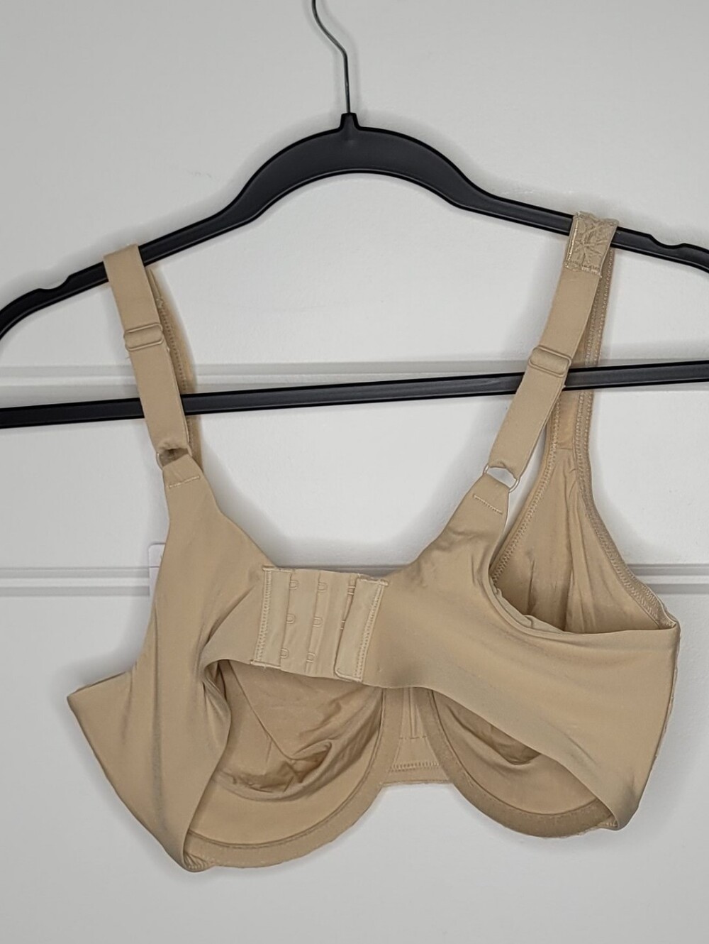 NWT Olga by Warners beige minimizer bra in size 38D - Picture 3 of 5